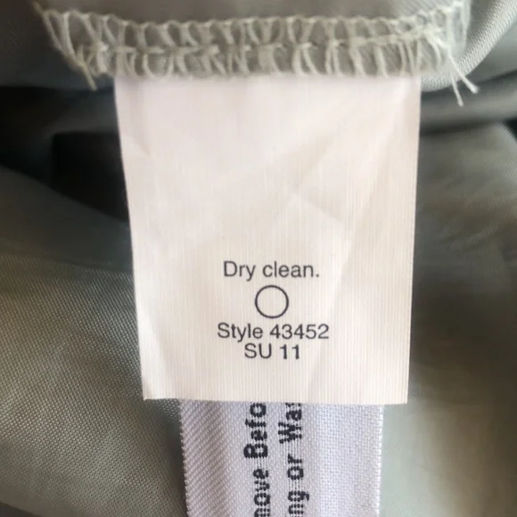 🌟 J.Crew Heather Lace Mini Skirt, Size 4, Green - Picture 6 of 9